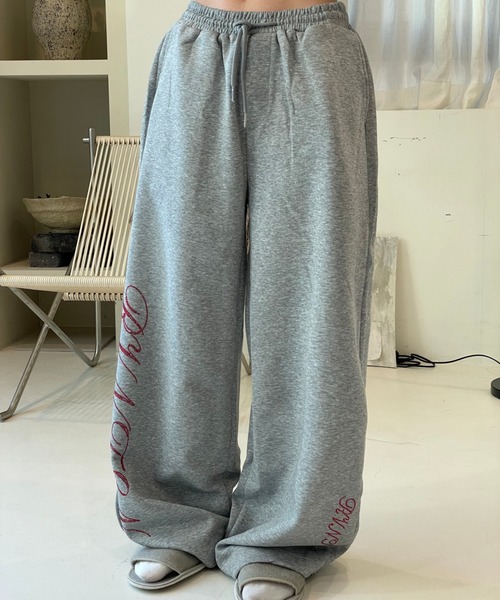 セール】ラインストーンレタリングスウェットパンツ（スウェットパンツ