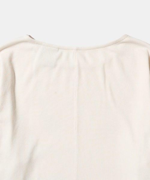 Diamond Layla(ダイアモンドレイラ)の「Modal Second Layer Longsleeve T101 Ivory(Tシャツ/カットソー・レディース・アイボリー・MEDIUM/LARGE)」の9枚目の写真