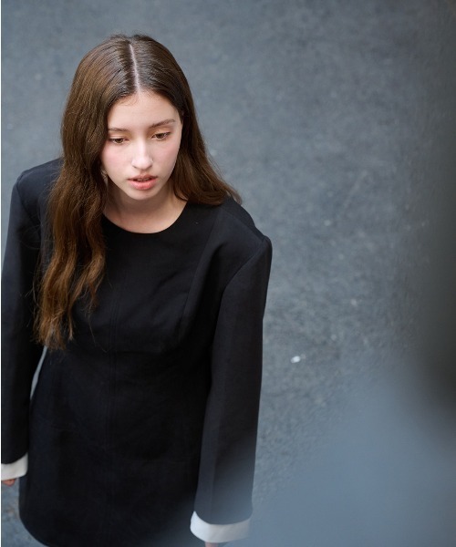 GENERAL IDEA(ジェネラルアイデア)の「【GENERAL IDEA】カフスミニワンピース / CUFFS COLORATION MINI ONE PIECE(ワンピース・レディース・ブラック・S/M/L)」の6枚目の写真