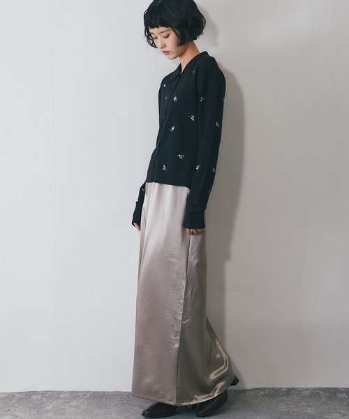 ANOTHER S（アナザーエス）の「サテンロングスカート（スカート・レディース・ブラック/ブラウン/グレイッシュベージュ・FREE）」の11枚目の写真