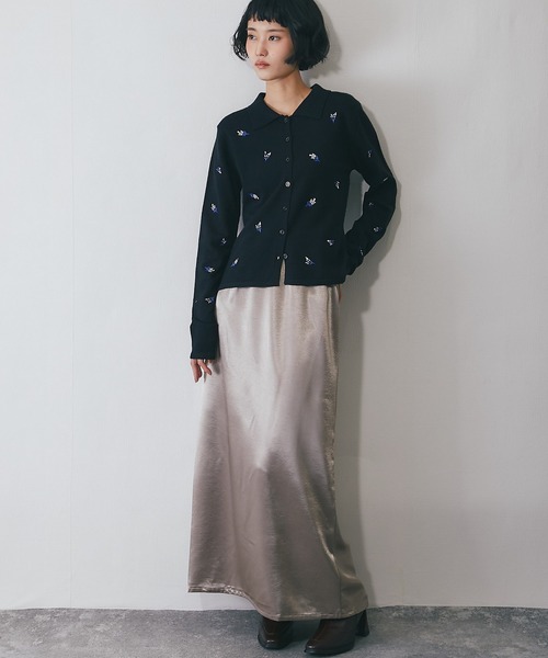 ANOTHER S（アナザーエス）の「サテンロングスカート（スカート・レディース・ブラック/ブラウン/グレイッシュベージュ・FREE）」の14枚目の写真