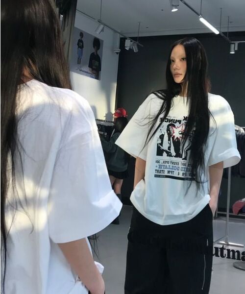 CACTUSDONUTMARKET(カクタスドーナツマーケット)の「Black Punch T-Shirt - White(Tシャツ/カットソー・レディース・その他・MEDIUM/LARGE)」の17枚目の写真