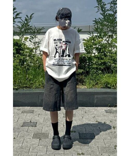 CACTUSDONUTMARKET(カクタスドーナツマーケット)の「Black Punch T-Shirt - White(Tシャツ/カットソー・レディース・その他・MEDIUM/LARGE)」の18枚目の写真