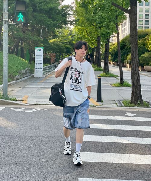 CACTUSDONUTMARKET(カクタスドーナツマーケット)の「Black Punch T-Shirt - White(Tシャツ/カットソー・レディース・その他・MEDIUM/LARGE)」の8枚目の写真