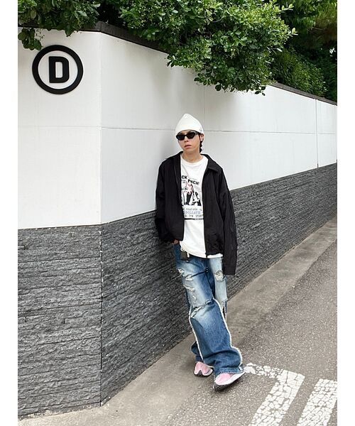 CACTUSDONUTMARKET(カクタスドーナツマーケット)の「Black Punch T-Shirt - White(Tシャツ/カットソー・レディース・その他・MEDIUM/LARGE)」の5枚目の写真