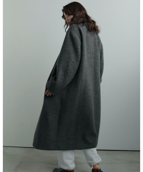 anuke（アンヌーク）の「anuke Collarless Cocoon Coat 62520003（ブルゾン・レディース・チャコールグレー/ネイビー・36/38）」の5枚目の写真