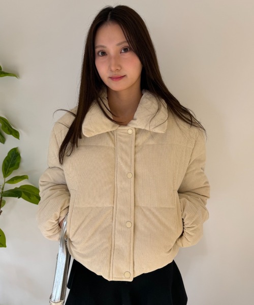 mebole(メボレ)の「コーデュロイショートダウンジャケット(ダウンジャケット/コート・レディース・ブラック/アイボリー/ブルー・FREE)」の20枚目の写真