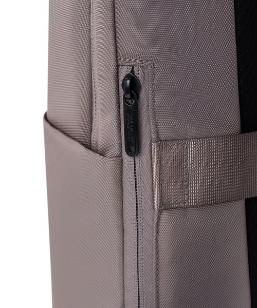 AMERICAN TOURISTER(アメリカンツーリスター)の「アメリカンツーリスター RUBIO 2.0 バックパック 01 R ブリンドル(バックパック/リュック・メンズ・ブラウン系その他・ONESIZE)」の9枚目の写真