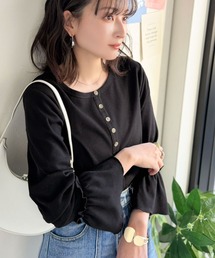 classicalelf（クラシカルエルフ）の「1枚で主役級!前後2wayヘンリーネックキャンディスリーブプルオーバー(長袖)（Tシャツ/カットソー）」