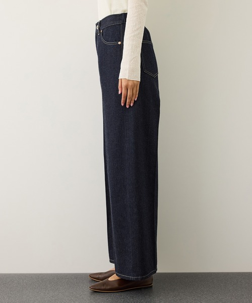 ROPE'（ロペ）の「【KUROKI(クロキ)】センタープレスイージーワイドデニムパンツ/イージーケア・セットアップ対応（デニムパンツ・レディース・ブルー系その他6/ネイビー・38/36）」の7枚目の写真