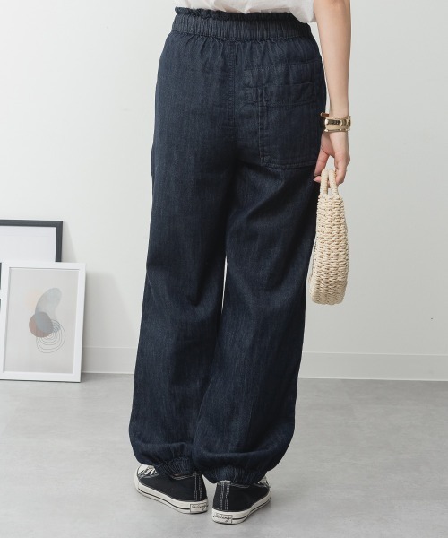 aity(アイティ)の「M-4L リラックスワイドパラシュートデニムパンツ(デニムパンツ・レディース・ライトブルー/ワンウォッシュ/ネイビー・M/L/LL/3L/4L)」の8枚目の写真