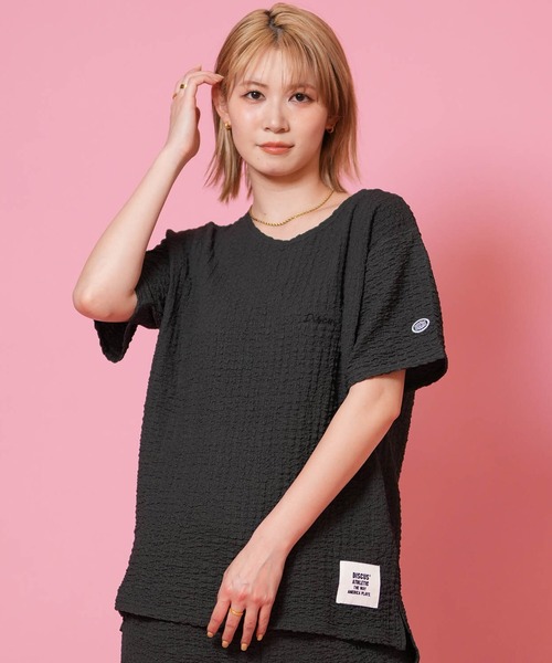 DISCUS ATHLETIC(ディスカス アスレチック)の「DISCUS ATHLETIC/ディスカスアスレチック 半袖 Tシャツ 6287-9971(Tシャツ/カットソー・レディース・スミクロ/グレイッシュブルー/ピンク・L/M)」の2枚目の写真