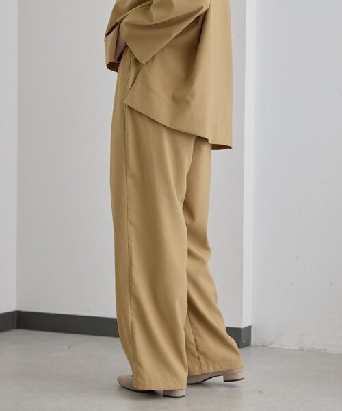 ear PAPILLONNER（イアパピヨネ）の「オンオフ兼用ライトイージーパンツ【SUM1 STYLE(スミスタイル)】（その他パンツ・レディース・ブルー系その他/キャメル/ブラック・FREE）」の8枚目の写真