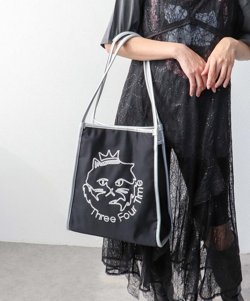 Three Four Time（ｽﾘｰﾌｫｰﾀｲﾑ）の「Three Four Time 刺繍ナイロントート（トートバッグ・レディース・ブラック/グリーン・FREE）」の18枚目の写真