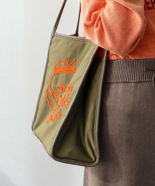 Three Four Time（ｽﾘｰﾌｫｰﾀｲﾑ）の「Three Four Time 刺繍ナイロントート（トートバッグ・レディース・ブラック/グリーン・FREE）」の22枚目の写真