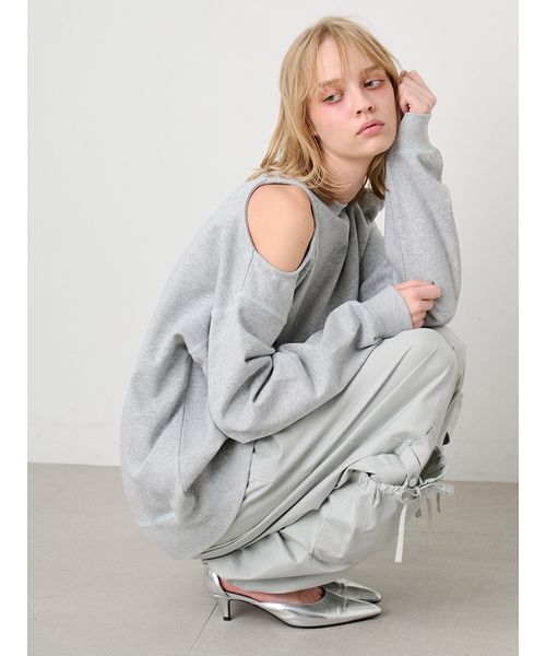 SORIN(ソリン )の「Cut Out Shoulder Sweat Top/カットアウトショルダー スウェットトップ(スウェット・レディース・ブラック/グレー/ホワイト・38)」の8枚目の写真