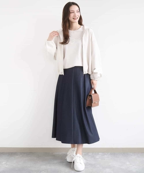 MK MICHEL KLEIN(エムケーミッシェルクラン)の「コットンポンチパーカー/洗える(パーカー・レディース・ネイビー/ベージュ・38)」の10枚目の写真