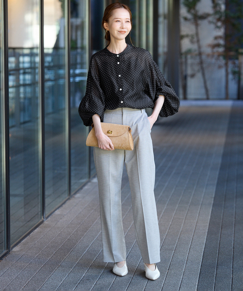 SLOBE IENA(スローブイエナ)の「ドットピンタックバルーンスリーブブラウス(シャツ/ブラウス・レディース・ホワイト/ブラック・FREE)」の3枚目の写真