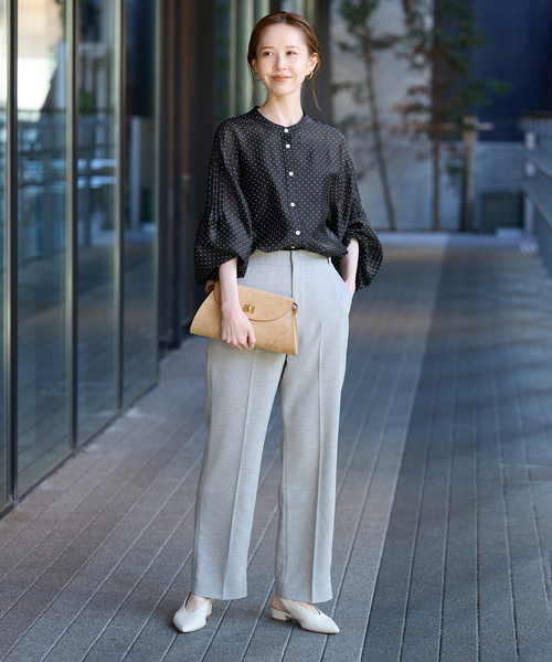 SLOBE IENA(スローブイエナ)の「ドットピンタックバルーンスリーブブラウス(シャツ/ブラウス・レディース・ホワイト/ブラック・FREE)」の4枚目の写真