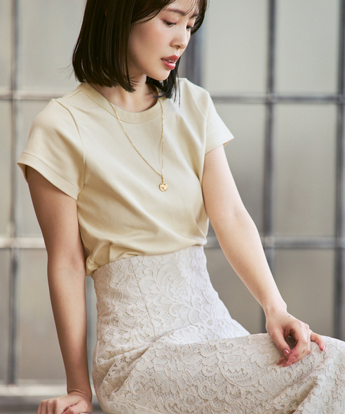 Noble(ノーブル)の「《追加・WEB限定カラー》スビンコットンスムースコンパクトTシャツ(Tシャツ/カットソー・レディース・ピンク/ホワイト/チャコールグレー/イエロー・FREE)」の3枚目の写真