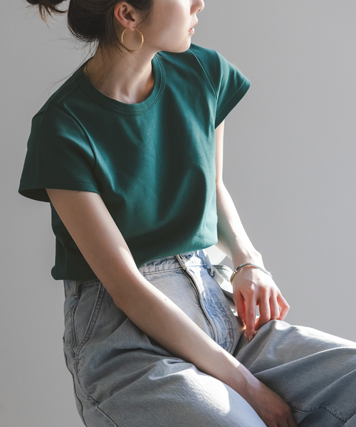 Noble（ノーブル）の「《追加・WEB限定カラー》スビンコットンスムースコンパクトTシャツ（Tシャツ/カットソー・レディース・ピンク/ホワイト/チャコールグレー/イエロー/モスグリーン・FREE）」の3枚目の写真