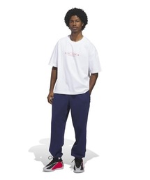 ADIDAS ANTHONY EDWARDS WORLD OF FIVE SHORT-SLEEVE TEE(アディダス アンソニー・エドワーズ ワールド オブ ファイブ 半袖Tシャツ)