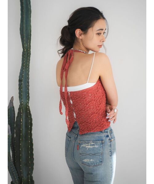 Ungrid(アングリッド)の「ホルターネックニットキャミソール(キャミソール・レディース・オレンジ/グリーン/オフホワイト・FREE)」の7枚目の写真