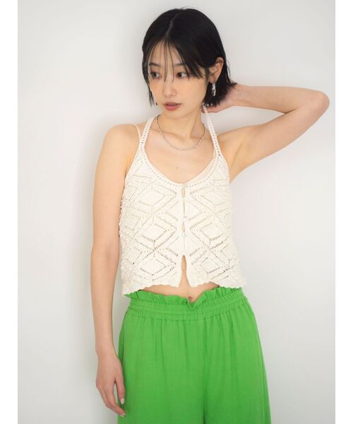 Ungrid(アングリッド)の「ホルターネックニットキャミソール(キャミソール・レディース・オレンジ/グリーン/オフホワイト・FREE)」の11枚目の写真
