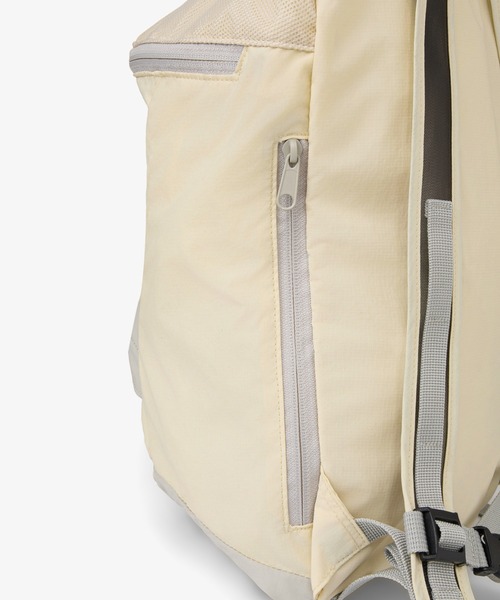 aeae（エーイーエーイー）の「HIKING BACKPACK（バックパック/リュック・レディース・ブラック/アイボリー/スカイブルー・FREE）」の14枚目の写真