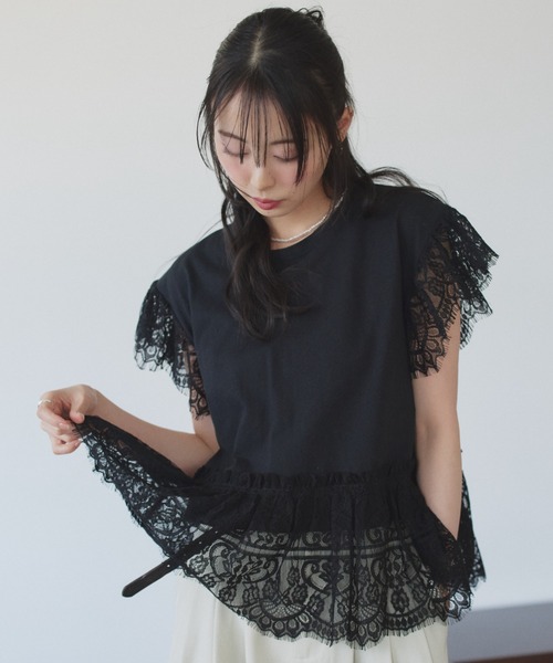 TREOVER（トレオーバー）の「着映えるレースデザインが大人可愛いヘムスリーブレースデザイントップス（Tシャツ/カットソー・レディース・オフホワイト/ブラック・FREE）」の11枚目の写真