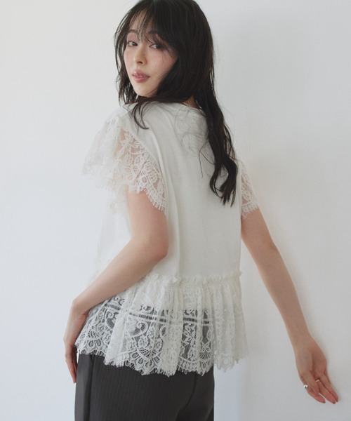 TREOVER（トレオーバー）の「着映えるレースデザインが大人可愛いヘムスリーブレースデザイントップス（Tシャツ/カットソー・レディース・オフホワイト/ブラック・FREE）」の19枚目の写真