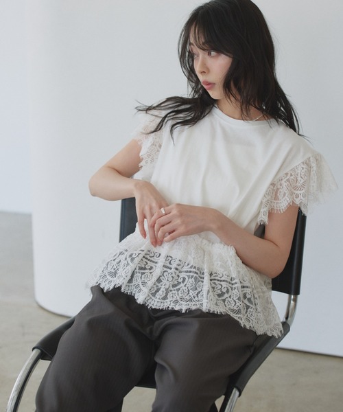 TREOVER（トレオーバー）の「着映えるレースデザインが大人可愛いヘムスリーブレースデザイントップス（Tシャツ/カットソー・レディース・オフホワイト/ブラック・FREE）」の20枚目の写真