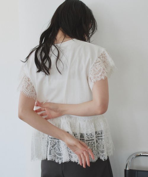 TREOVER（トレオーバー）の「着映えるレースデザインが大人可愛いヘムスリーブレースデザイントップス（Tシャツ/カットソー・レディース・オフホワイト/ブラック・FREE）」の14枚目の写真