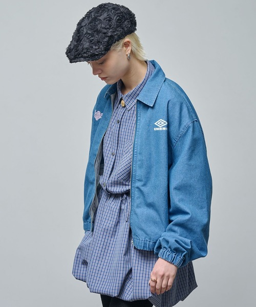 UMBRO(アンブロ)の「(UMBRO)DENIM BLOUSON(ブルゾン・レディース・ブルー/ブラウン/ホワイト・ONE SIZE)」の3枚目の写真
