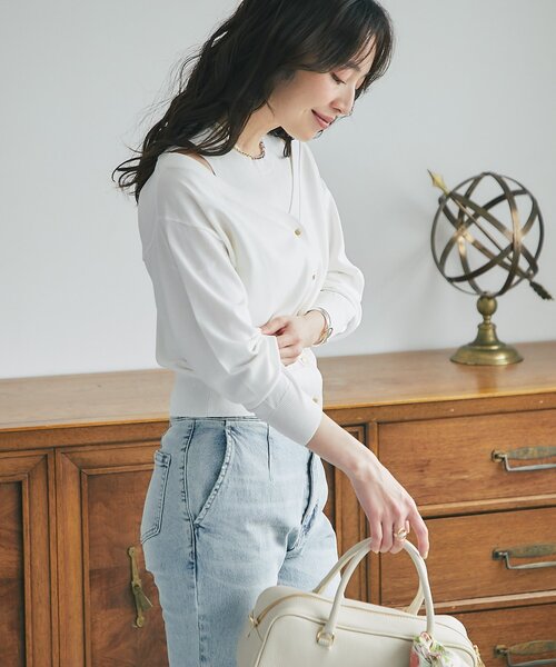 La boutique BonBon(ラブティックボンボン)の「【接触冷感】クールタッチUV重ね着カーディガン風ニット(ニット/セーター・レディース・チャコールグレー/ホワイト/ピンク・FREE)」の5枚目の写真