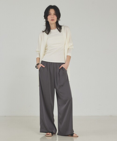 qualite（カリテ）の「【接触冷感】シアーオーバーカーディガン　春服　夏服　オフィスカジュアル　羽織り（シャツ/ブラウス・レディース・ブラック/カーキ/オフホワイト・フリー）」の13枚目の写真