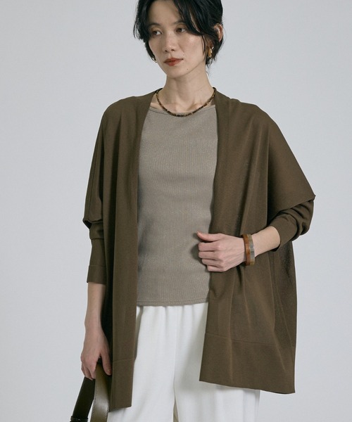 qualite（カリテ）の「【接触冷感】シアーオーバーカーディガン　春服　夏服　オフィスカジュアル　羽織り（シャツ/ブラウス・レディース・ブラック/カーキ/オフホワイト・フリー）」の3枚目の写真
