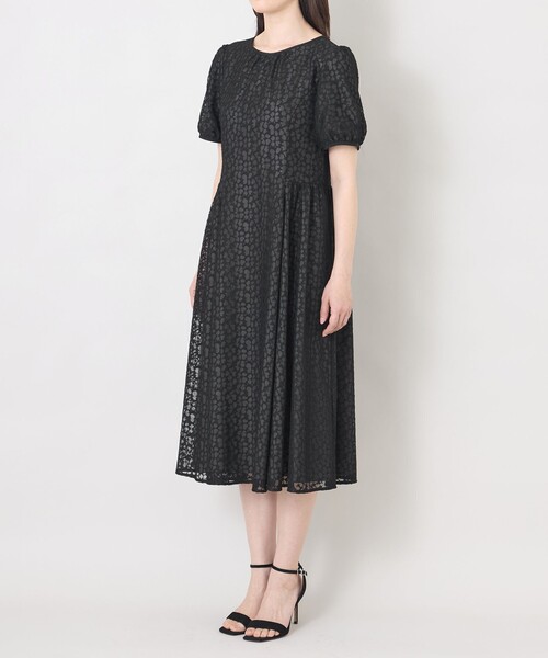 TO BE CHIC(トゥー ビー シック)の「ジャカードレース ギャザードレス(ワンピース・レディース・ブルー系その他2/ブラック・40)」の7枚目の写真