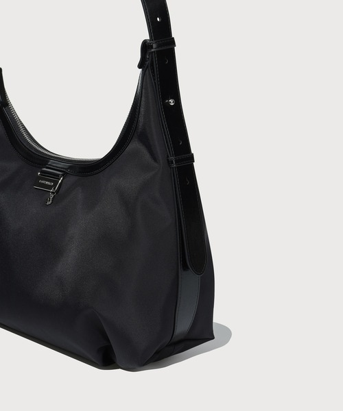 COVERNAT(カバーナット)の「WOMEN DAILY SHOULDER BAG(ショルダーバッグ・レディース・ブラウン/ブラック・FREE)」の7枚目の写真