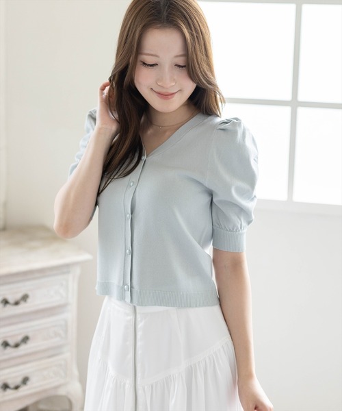 CLEAR BASIC（クリアベーシック）の「パワショル半袖ニットカーディガン[骨格ウェーブ オフィスカジュアル フェミニン 上品]（カーディガン/ボレロ・レディース・アイボリー/ブルーグレー/ピンクベージュ・F）」の2枚目の写真