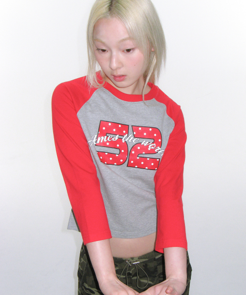 AMESWORLDWIDE(アメスワールドワイド)の「DOT 52 3/4 SLEEVE RAGLAN LS TEE RED(Tシャツ/カットソー・レディース・その他・FREE)」の1枚目の写真