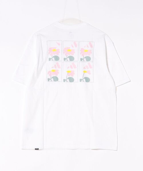 adidas(アディダス)の「《adidas》W オーバーサイズグラフィックTシャツ(Tシャツ/カットソー・レディース・ブラック/ホワイト/セージグリーン・M/S/XL/L)」の5枚目の写真