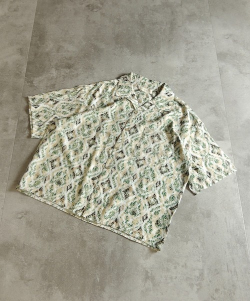 many men many mind（メニーメンメニーマインド）の「MANYMENMANYMINDS / レーヨン総柄シャツ/バティック/ネイティブ（シャツ/ブラウス・メンズ・ブラック/ブルー/サックスブルー/グリーン・LARGE/MEDIUM）」の3枚目の写真