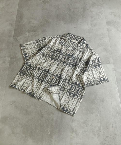 many men many mind（メニーメンメニーマインド）の「MANYMENMANYMINDS / レーヨン総柄シャツ/バティック/ネイティブ（シャツ/ブラウス・メンズ・ブラック/ブルー/サックスブルー/グリーン・LARGE/MEDIUM）」の2枚目の写真