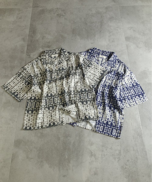 many men many mind（メニーメンメニーマインド）の「MANYMENMANYMINDS / レーヨン総柄シャツ/バティック/ネイティブ（シャツ/ブラウス・メンズ・ブラック/ブルー/サックスブルー/グリーン・LARGE/MEDIUM）」の6枚目の写真