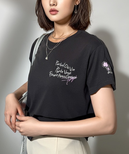 Candlestick（キャンドルスティック）の「手書き風 ロゴ刺繍 コンパクトTシャツ（Tシャツ/カットソー・レディース・スミクロ/ホワイト/ブラック・FREE）」の13枚目の写真