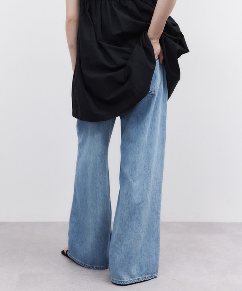 ELTONE（エルトーン）の「ワイドストレートデニムパンツ（デニムパンツ・レディース・ブルー/ブラック・SMALL/MEDIUM）」の15枚目の写真