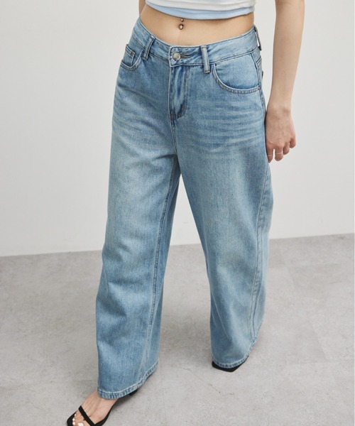 ELTONE（エルトーン）の「ワイドストレートデニムパンツ（デニムパンツ・レディース・ブルー/ブラック・SMALL/MEDIUM）」の3枚目の写真