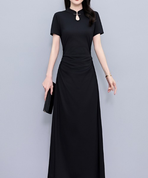 CHUL(チュル)の「チャイナネックミニマルロングワンピース(ワンピース・レディース・ブラック・MEDIUM/LARGE/X-LARGE/XX-LARGE)」の2枚目の写真