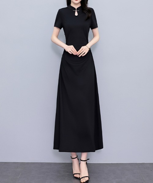 CHUL(チュル)の「チャイナネックミニマルロングワンピース(ワンピース・レディース・ブラック・MEDIUM/LARGE/X-LARGE/XX-LARGE)」の3枚目の写真